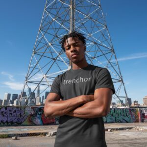 Trenchor black Tee